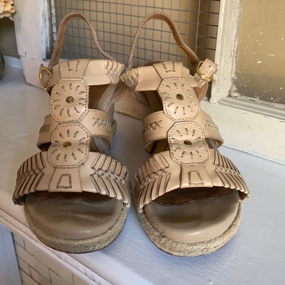 Nurture comfort Wedges
